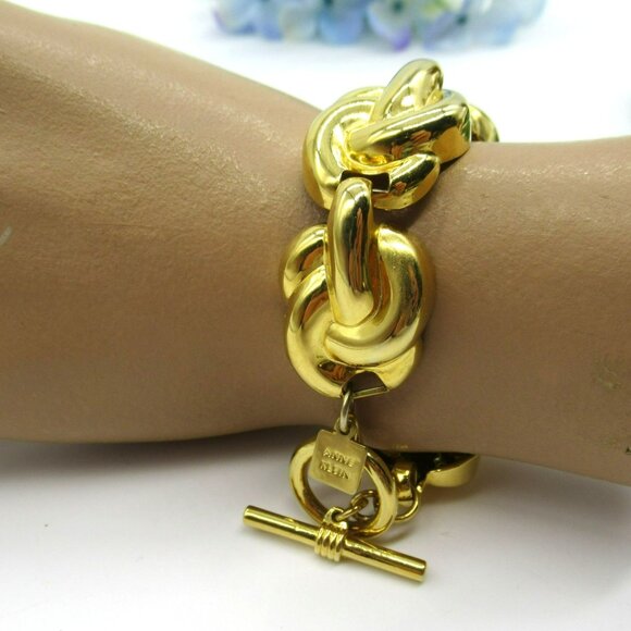 Anne Klein 1980s Golden Lovers Knot Link Bracelet 8" Long Toggle Closure - Picture 8 of 8